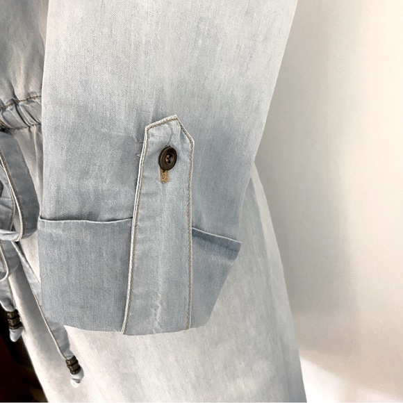 Luxology 3/4 sleeve lightweight denim dress. - Picture 6 of 7